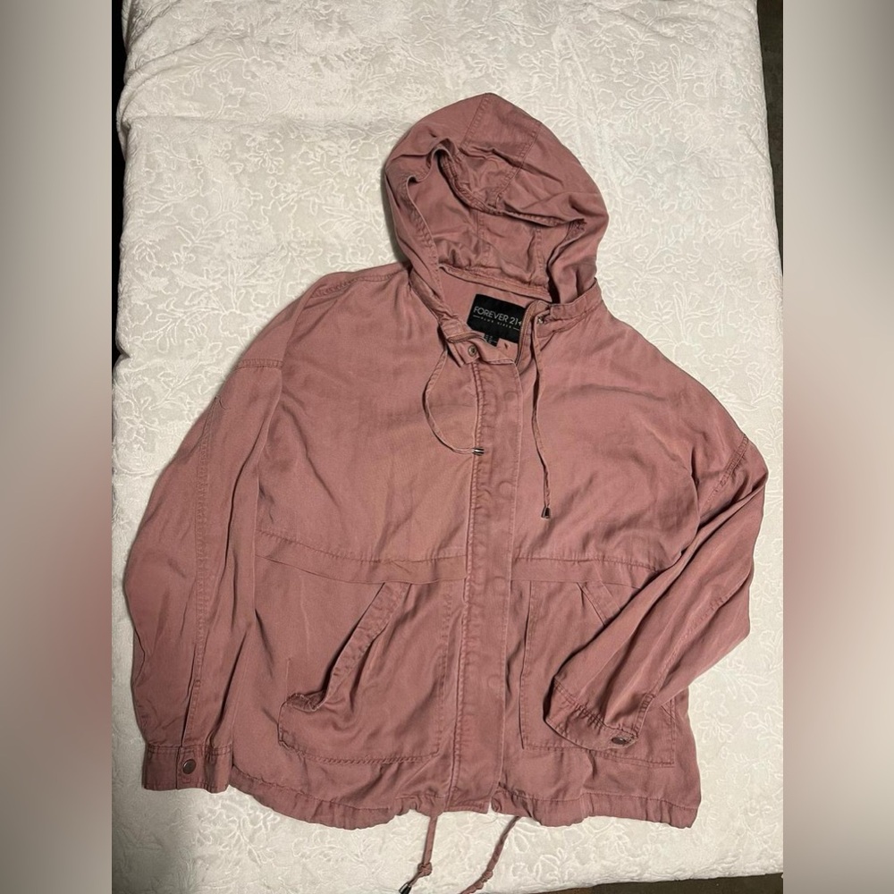FOREVER 21 plus size Pink lightweight windbreaker jacket